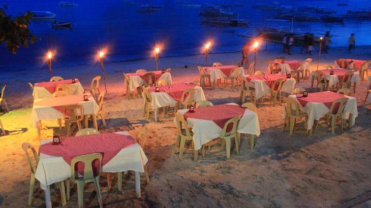 Lost horizon beach resort restaurant