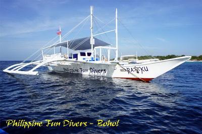 Bohol fun divers dive boat