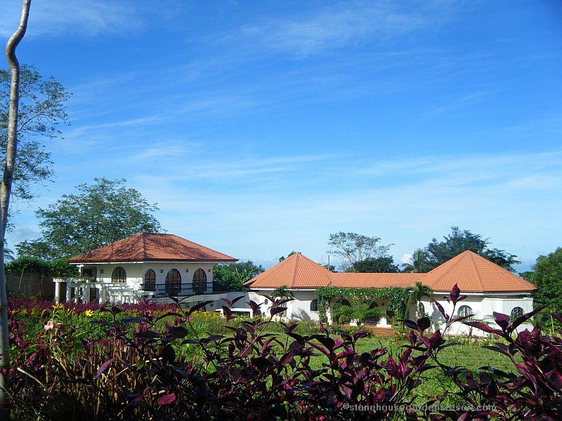 Stone house gardens resort philippines 009