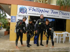 Philippine fun divers divers alona beach panglao bohol holger horn rena sugiyama 1024x768